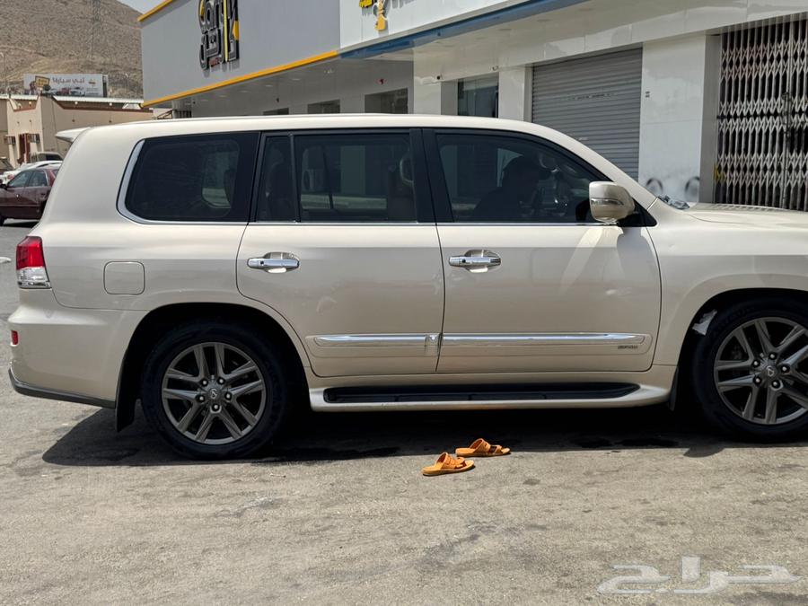 Lexus 201564536070015617111