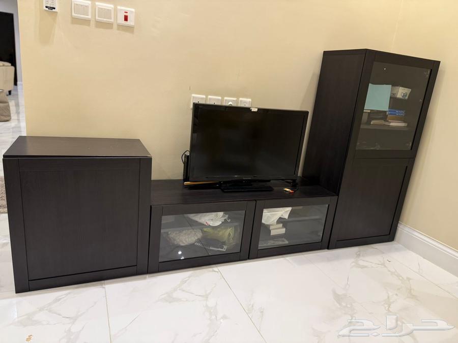 مكتبه من ايكيا مستعمل نظيف64378527915011111