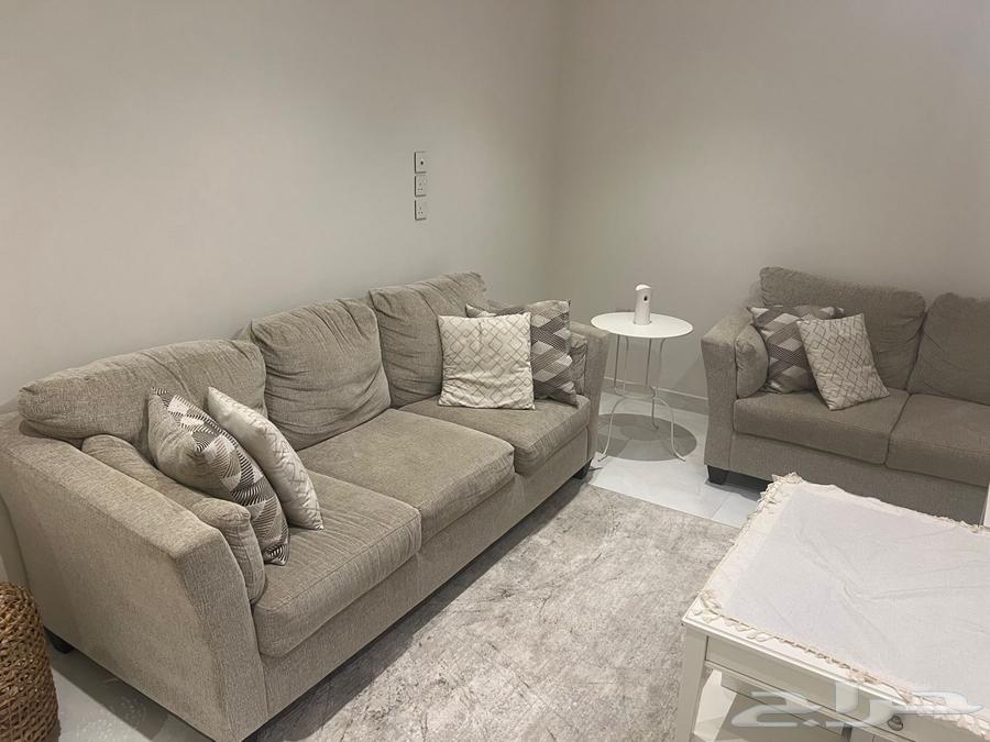 Sofa with tables64385411849219113