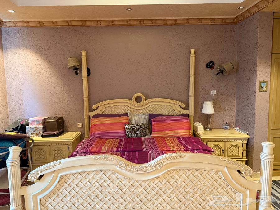 للبيع غرفة نوم مستعملة64384341508354110