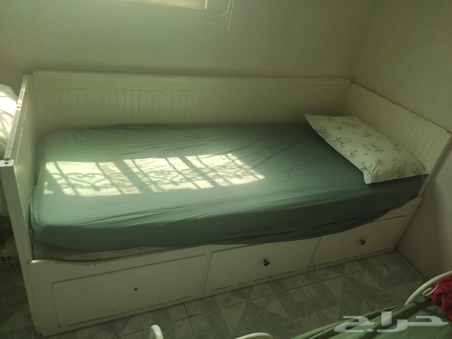 كنبه سرير ايكيا تنفتح تصير نفرين ب250وصرير نفر ونص ب20064379093994114110
