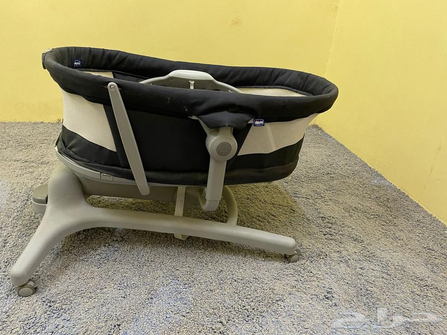 سرير اطفال شبه جديد64381740499586111