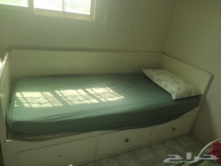 كنبه سرير ايكيا تنفتح تصير نفرين ب250وصرير نفر ونص ب20064379093994114113