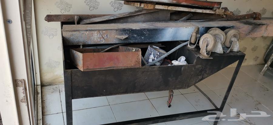 Various workshop tools and wrenches (workshop)64534816859266112