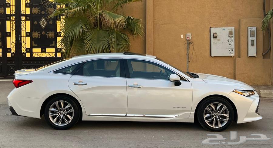 تويوتا افالون 2021 تورنق (بحالة ممتازة)64522443847171114