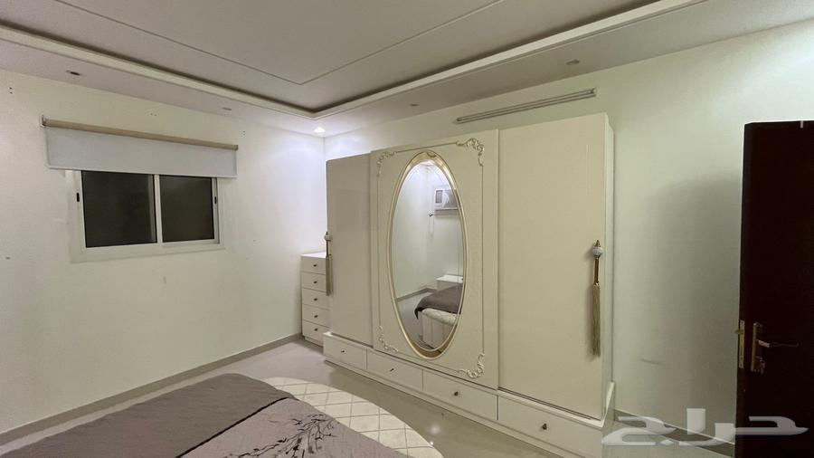 اثاث نظيف مع غرفة نوم64387787960194114