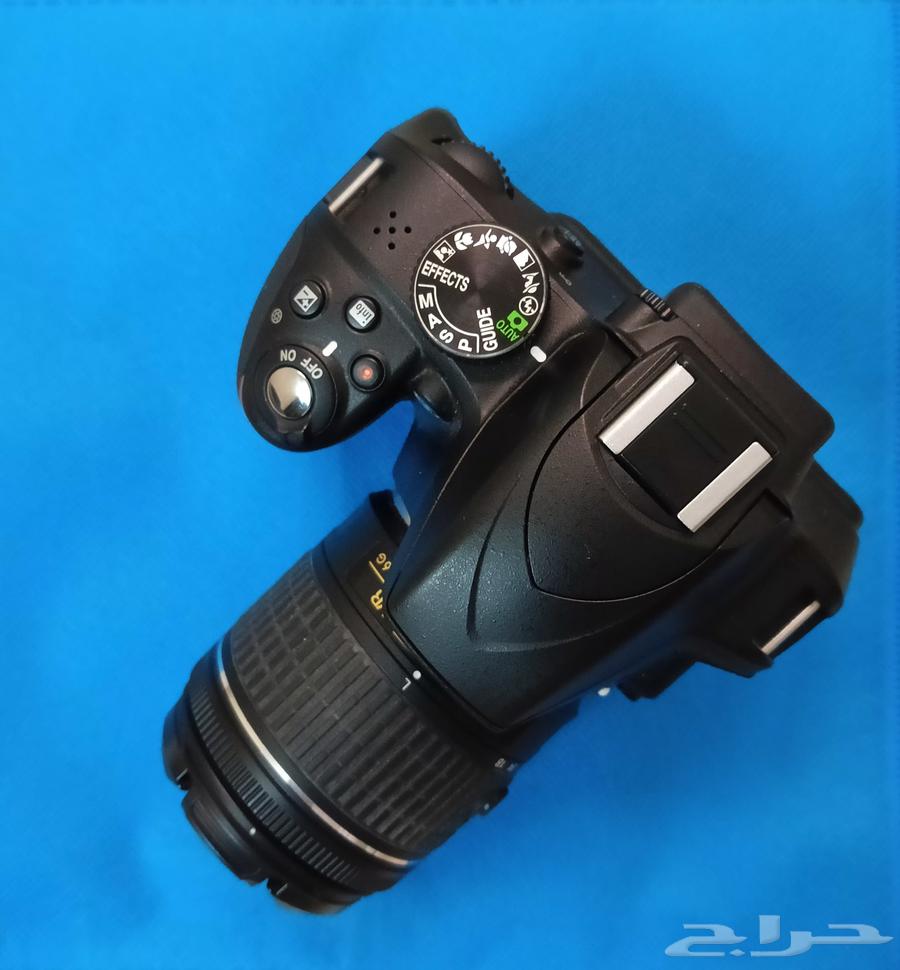 كاميرا من شركة نيكون طراز D3300 (2.5) بجميع ملحقاتها64380638733699110