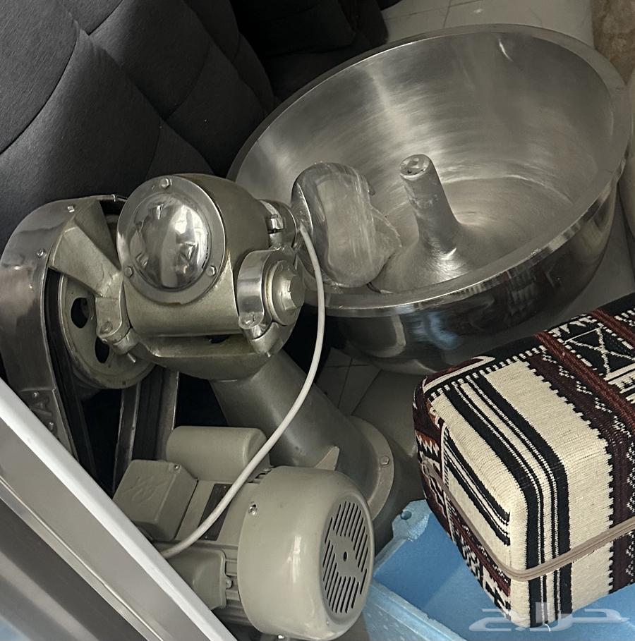 عجانه للبيع تشيل 35 كيلو جديده لم تستخدم64380390230530110