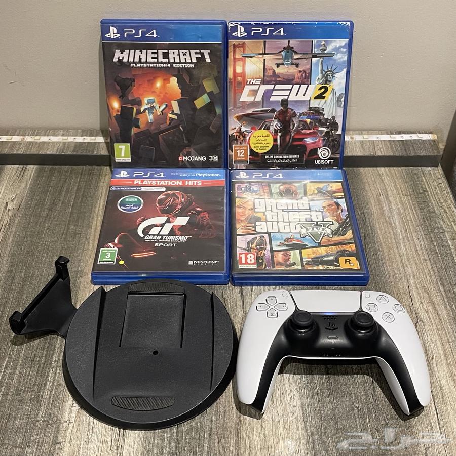 بلاستيشن 5 مع شاشه وجميع ملحقاته64391756722434112