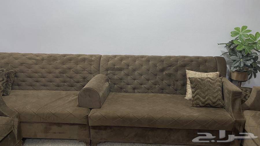 كنب للبيع شبه جديد64383885273601112