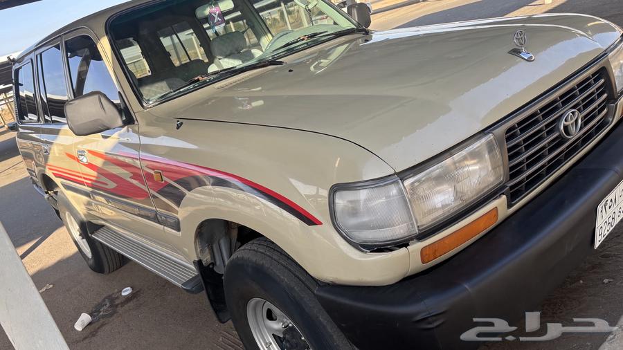 جيب صالون لاند كروزر للبيع او البدل الناسب64522865394819113