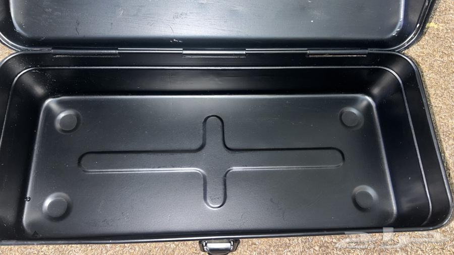 صندوق شاهي للبيع64378905261443112