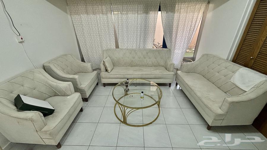 اثاث للبيع 16 قطعه معها الطاولات وبعض المخاد و المراكي64380008389507112