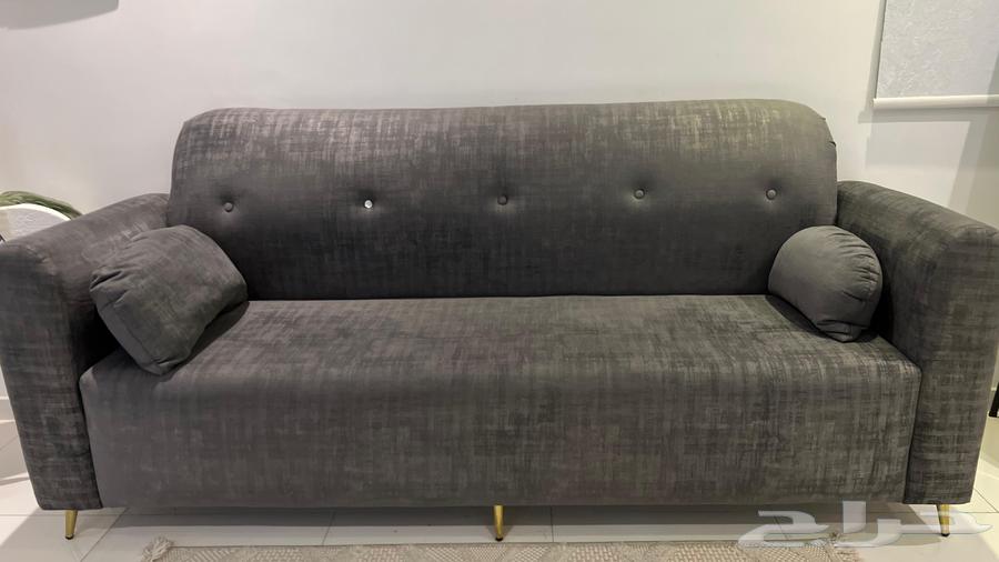 قطعتين كنب و طاولات تلفزيون64385411723779110