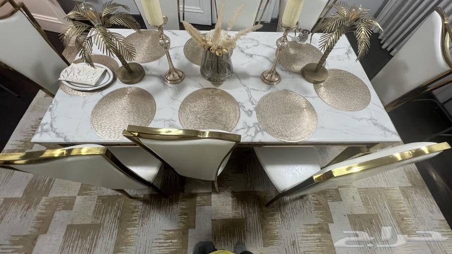 Dining table64382638104833114