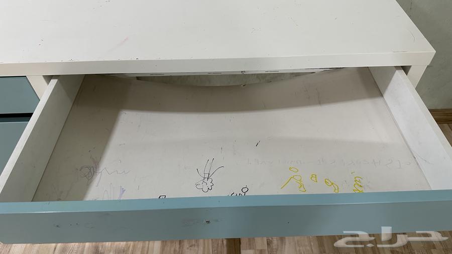 مكتب من ايكيا64382583338369113