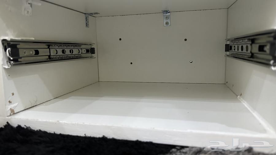 L-shaped shelf with three drawers64387899033859111