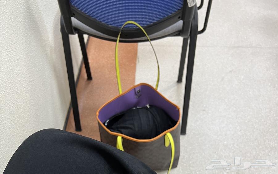 شنطة كوتش توت باق أصلية   نظيفة وعملي ة64389985269635113