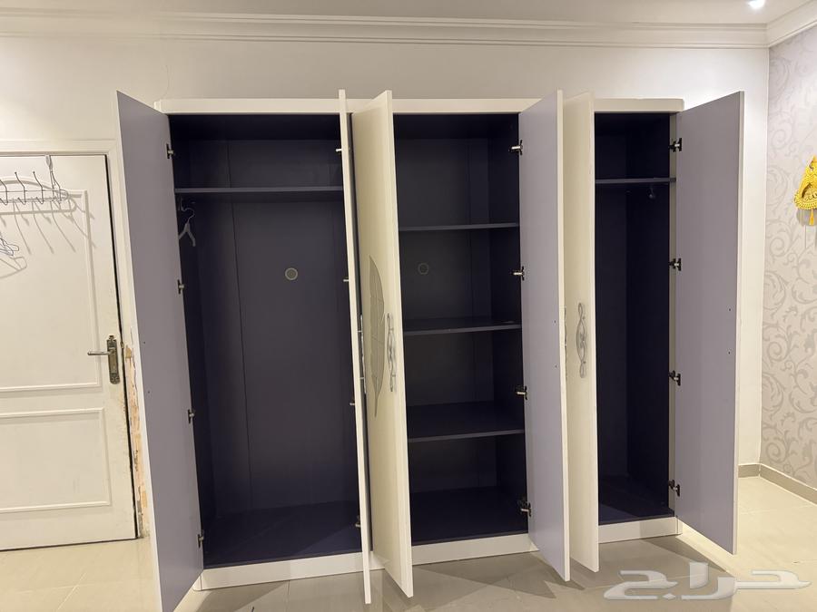 للبيع أثاث غرفة نوم مستخدم بحالة جيدة64390802455425114