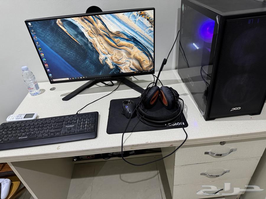 طاوله للبيع64379925680643110