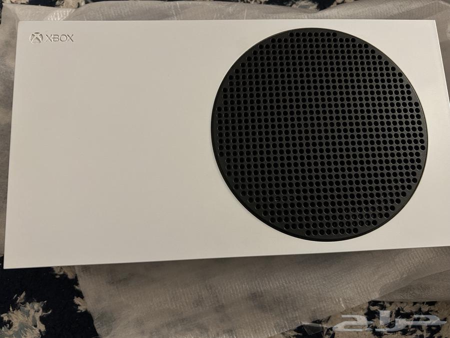 Xbox Series S clean with box64387425008257111