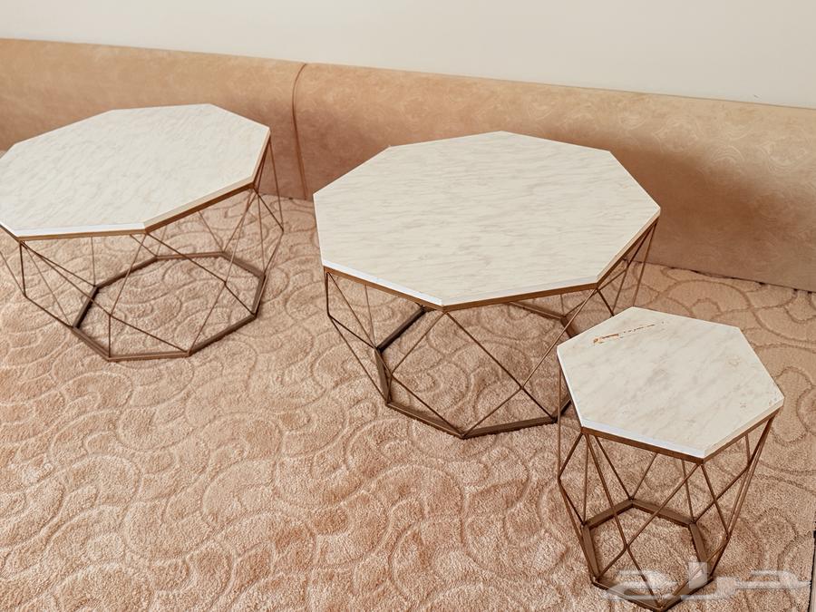 طاولات للبيع64386877954050110