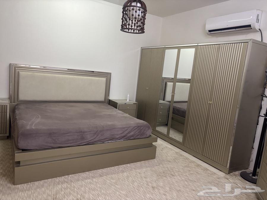 اثاث معا اجهزتها الكهربائية على الشرط64387843574402111