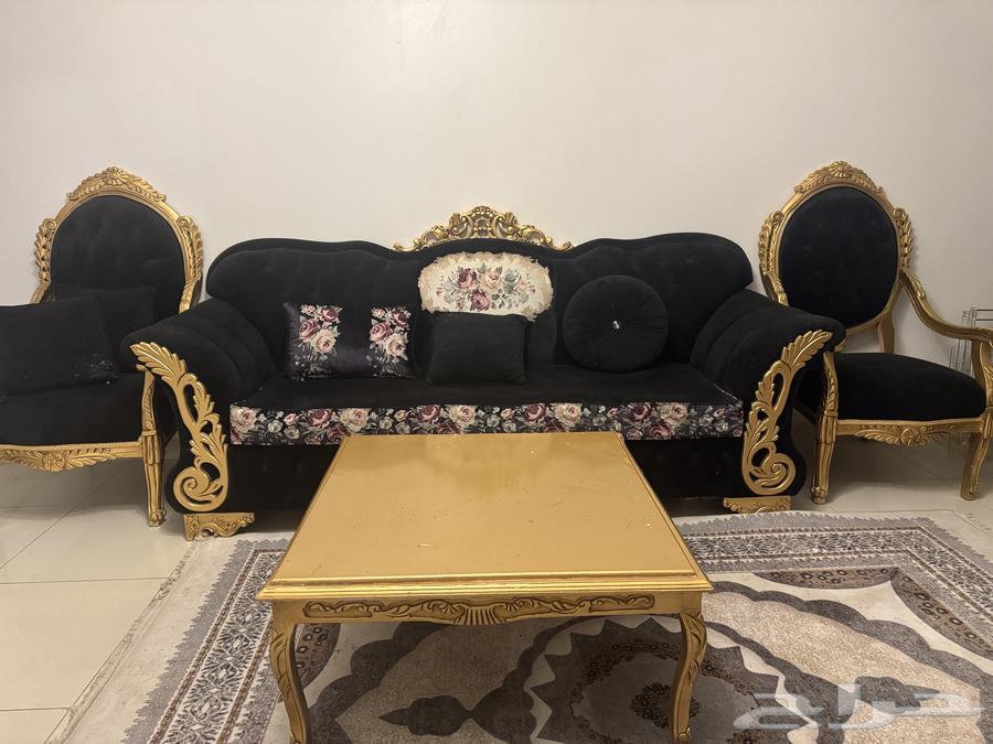 كنب مستعمل وطاولة طعام64390720299138110