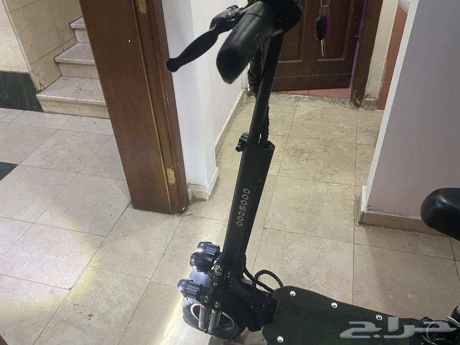 سكوتر الوحش المطور شبه جديد معدل64391480859010113
