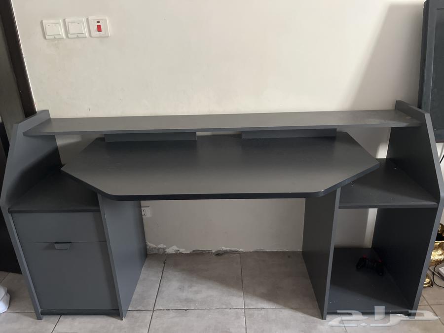 طاوله قيمنق64382321228930110