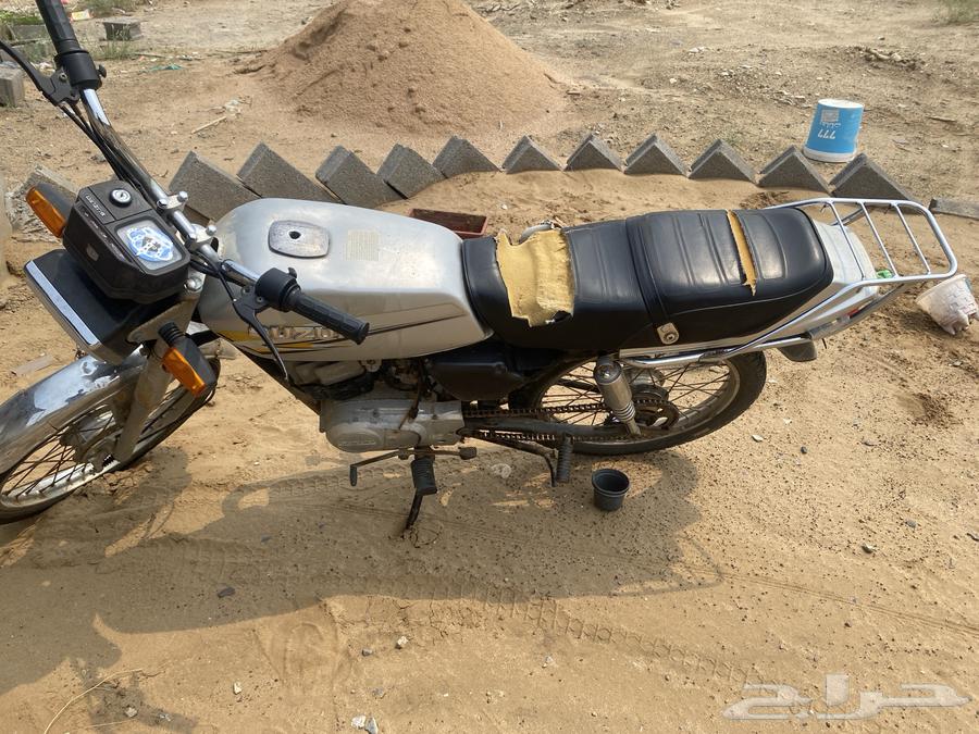 Suzuki AX100 motorcycle, new with customs paper64527998051331111