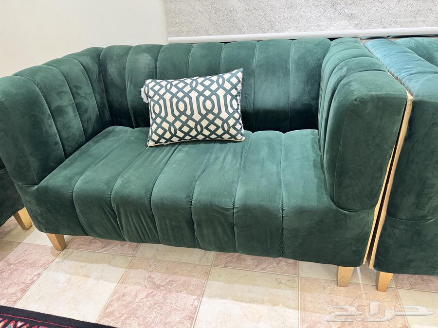 كنب للبيع مع طاولات خدمة زجاج64382541843329110