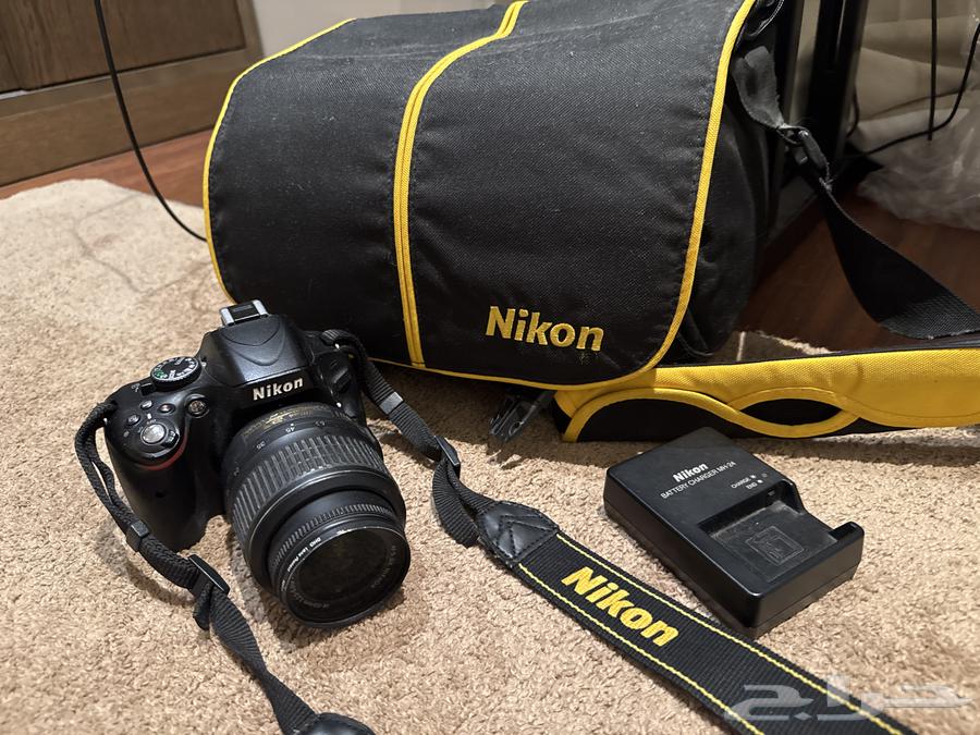 كاميرا نيكون D510064386304858243110