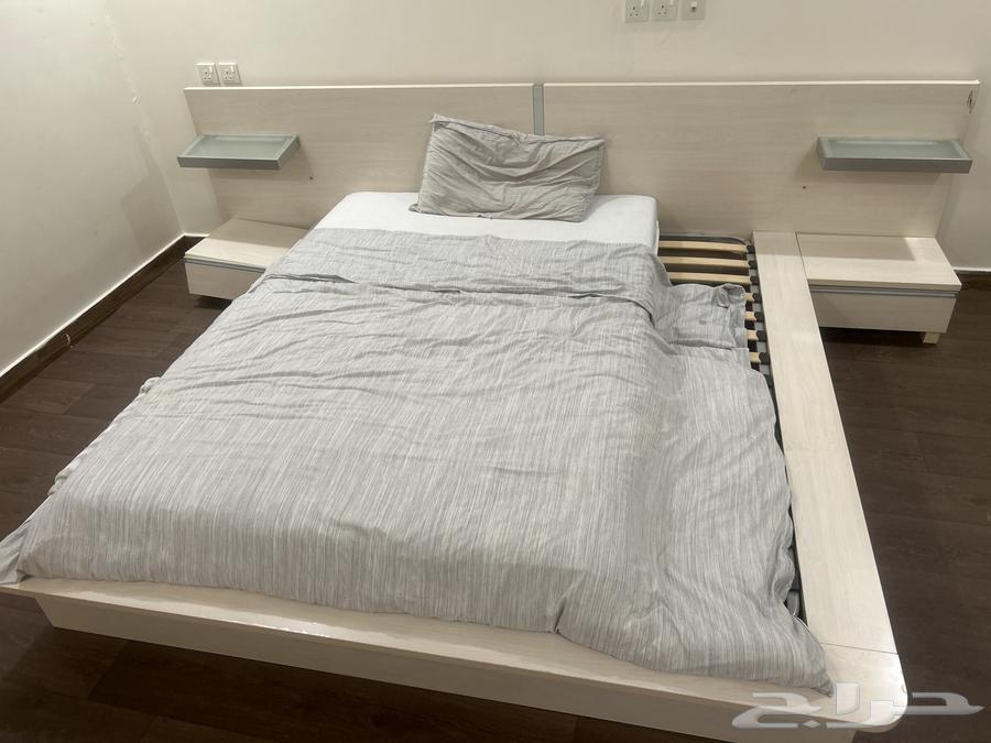 سرير وتسريحه صغيره ل البيع64378746080643111