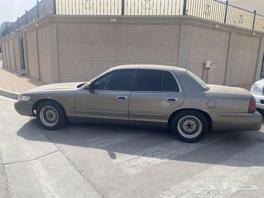 Marquis 2001 clean condition64528695765635112