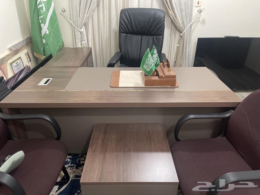 طقم مكتب رجل اعمال64387634786177110