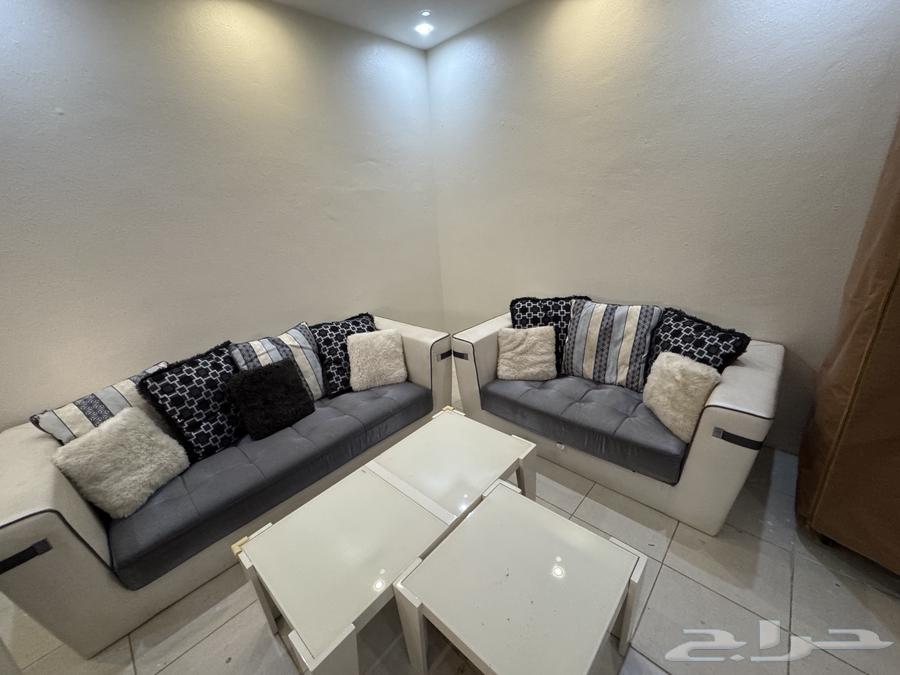 للبيع كنب ( هوم سنتر ) بملحقاته64389266124163111