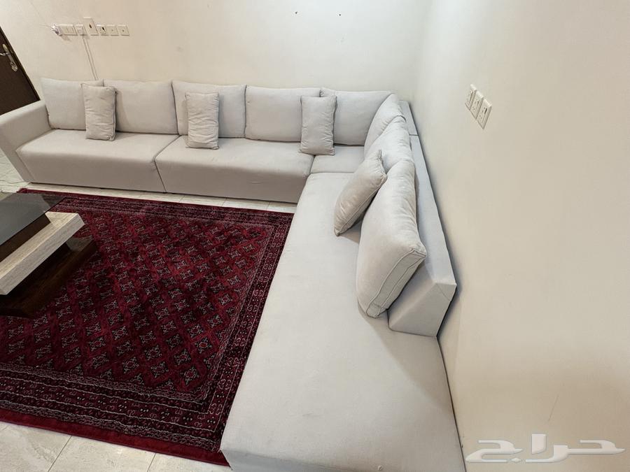 Clean sofa, used for one and a half years, comes with a chair64379588024321111