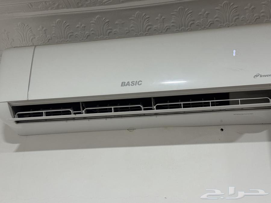 For sale (8 Basic Split AC units) used for less than a year64387704461570114