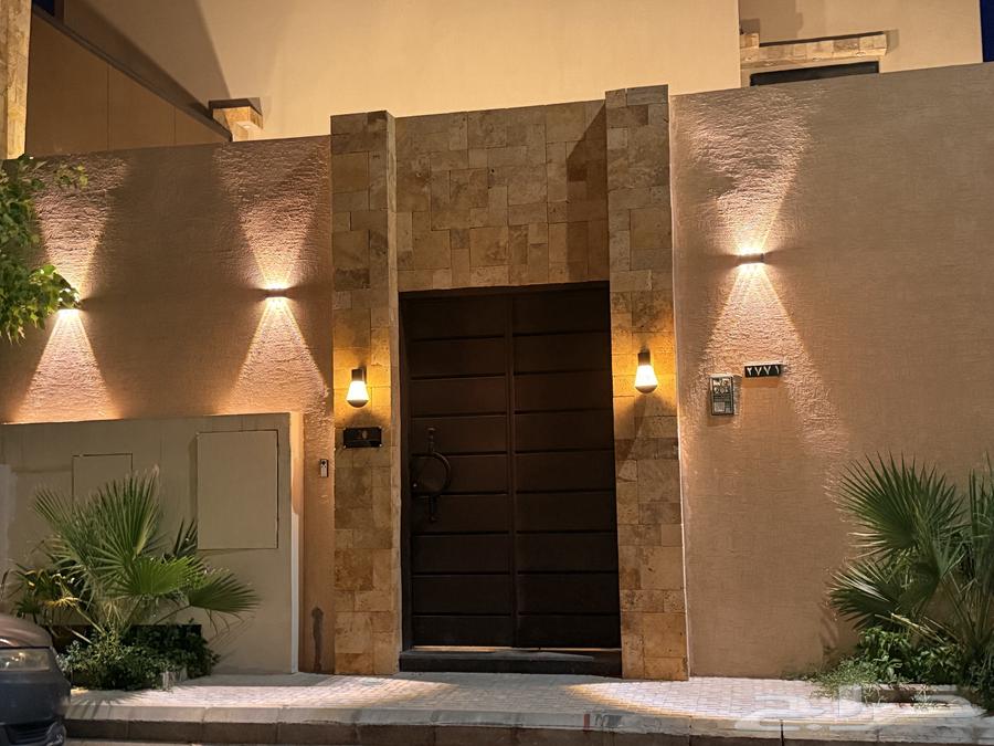 حديد باب مودرن شبه جديد64384189188355113