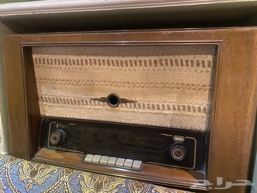 راديو خشبي قديم64391990253571113