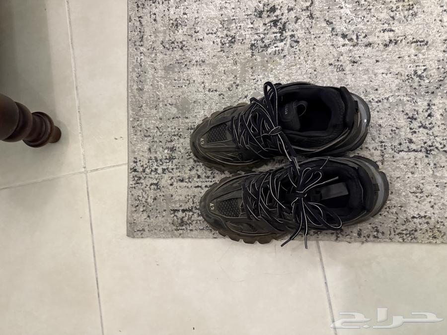 حذاء balenciaga track ledمقاس 43 مو اصلي ميرور استعمال خفيف64382031804801111