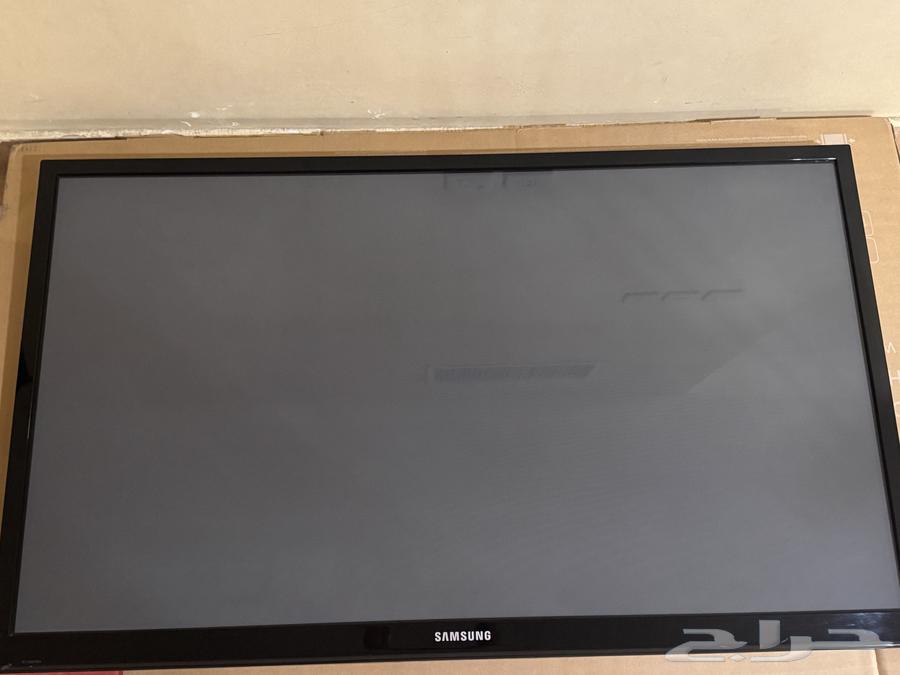 Used Samsung 50-inch screen, but there is no damage, comes with a new stand64391770689539110