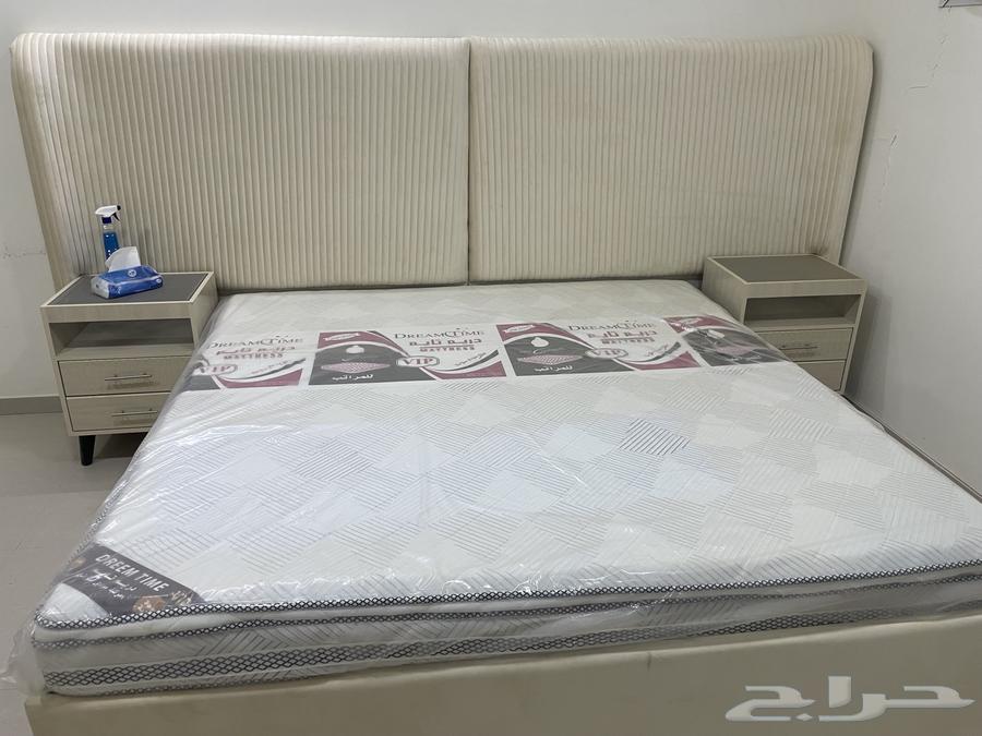 للبيع اثاث جديد لم يستخدم غرب الرياض ( جديد )64389336631555112