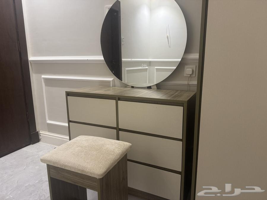 اثاث شبه جديد للبيع64377783486083112