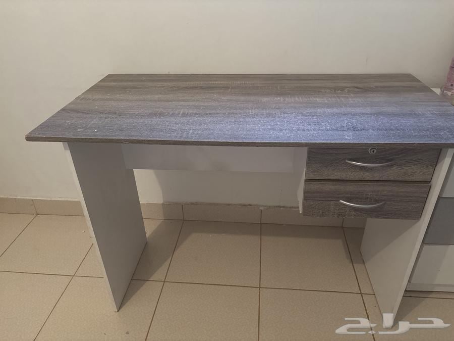 مكتبه للبيع64387313354242110