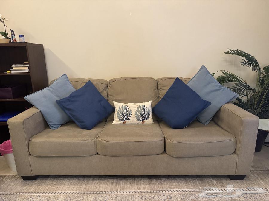 كنب اشلي لون بيج قطعتين (ثلاثي)64379486980739110