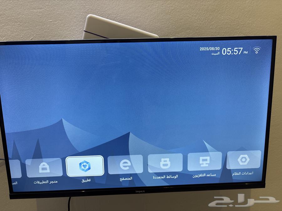 شاشه للبيع 32 بوصه 3 منافذ hd .واي فاي ضمان سنتين معها جديد64387271555459110