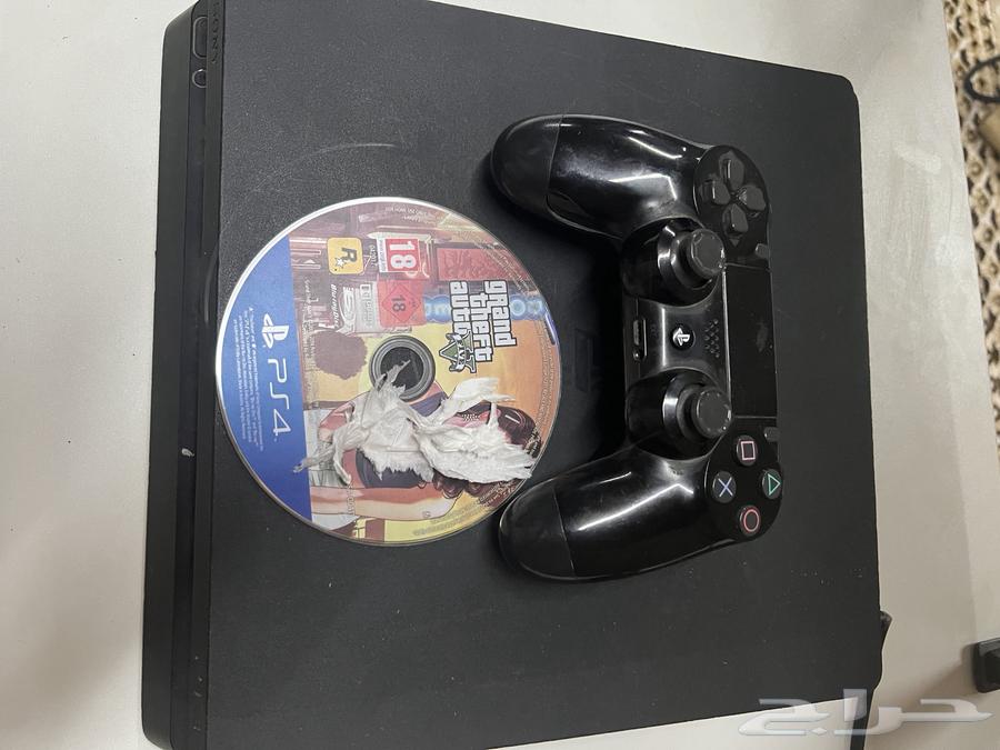 سوني فور نضيف مع كل اغراضه64382224517505111