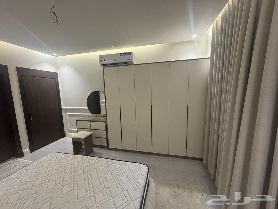 اثاث شبه جديد للبيع64377783486083111